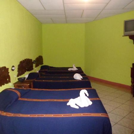 Hoteles Kakchiquel Panajachel Esterno foto